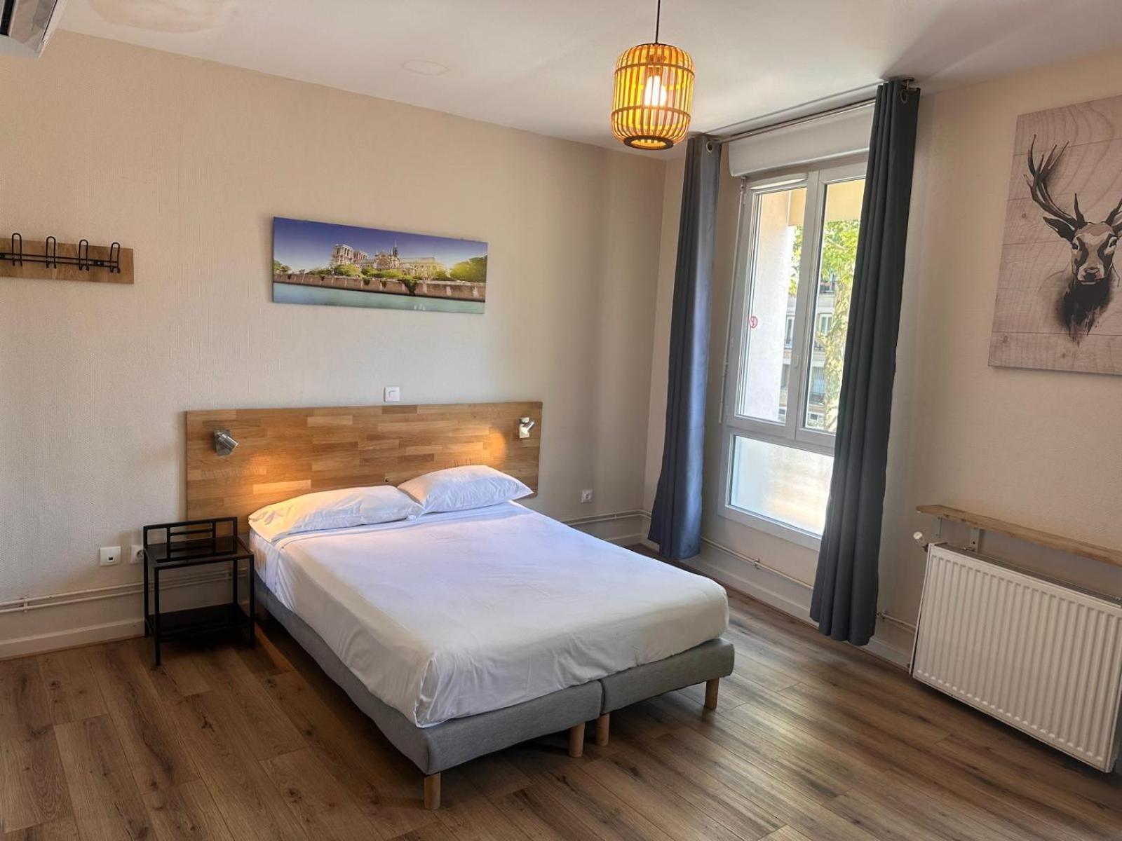 Hotel In Paris Aubervilliers Buitenkant foto
